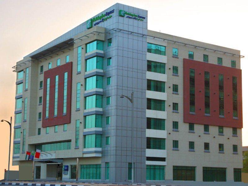 Holiday Inn Express Dubai Jumeirah, An Ihg Hotel Екстериор снимка